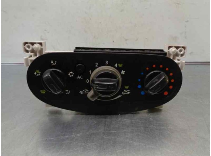Recambio de mando calefaccion / aire acondicionado para dacia sandero 1.6 cat referencia OEM IAM T1001639U 