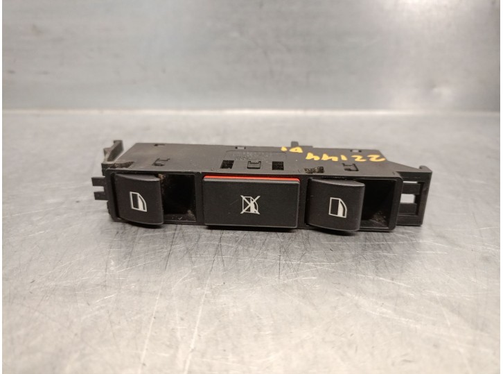 Recambio de mando elevalunas delantero izquierdo para bmw 3 touring (e46) 320 d referencia OEM IAM 6902184 61316902184 