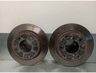 Recambio de disco freno trasero para hyundai ix20 1.4 crdi cat referencia OEM IAM 584111P300  