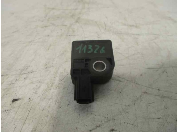 Recambio de sensor impacto para hyundai ix35 1.7 crdi cat referencia OEM IAM 959202S000  