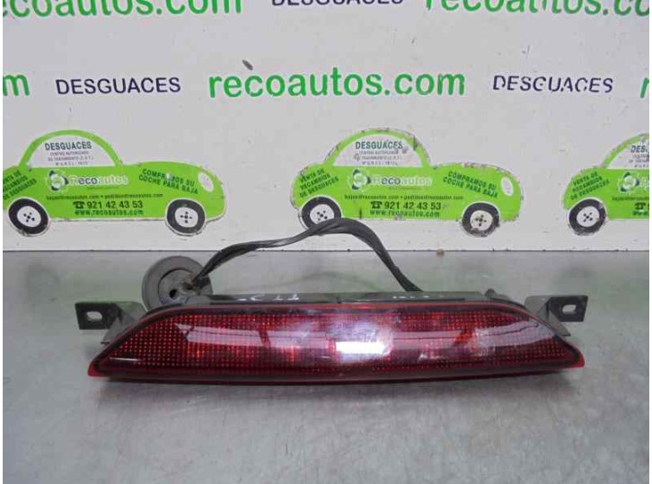 Recambio de luz central de freno para jeep compass 2.2 crd cat referencia OEM IAM 05303754AF  