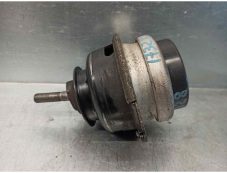 Recambio de soporte motor derecho para audi q7 (4l) 3.0 v6 24v tdi referencia OEM IAM 7L8199131A 
