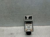 Recambio de mando elevalunas delantero derecho para kia picanto 1.0 cat referencia OEM IAM 9357820000 9357820000 