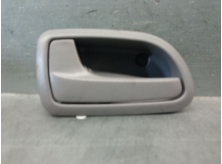 Recambio de maneta interior delantera izquierda para kia picanto 1.0 cat referencia OEM IAM 8261001000 8261001000 