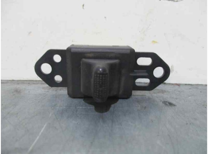 Recambio de mando elevalunas delantero derecho para chrysler grand voyager (rg) 2.8 referencia OEM IAM 04685727AB 