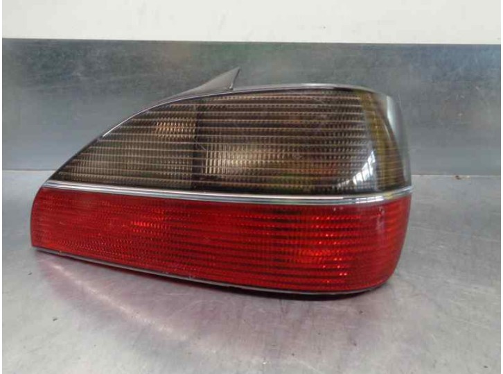 Recambio de piloto trasero derecho para peugeot 306 berlina 3/4/5 puertas (s2) 1.9 diesel referencia OEM IAM 6351H7 4 PUERTAS