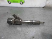 Recambio de inyector para volvo v40 familiar 1.9 diesel cat referencia OEM IAM 8200100272 0445110110B BOSCH