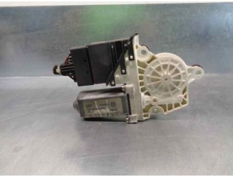 Replacement rear right window regulator motor for Seat Toledo (1M2) 1.9 TDI OEM IAM reference 1C0959812A 18 PINS 4 DOORS