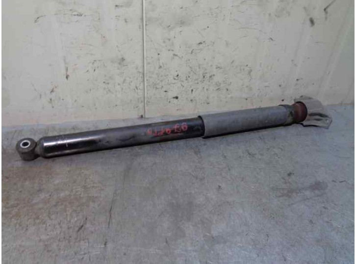 Replacement rear right shock absorber for Volvo S40 sedan 2.0 diesel cat OEM IAM reference 31212943 