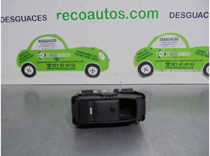 Recambio de mando elevalunas trasero izquierdo para jeep compass 2.2 crd cat referencia OEM IAM 04602933AA  