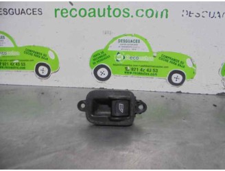 Recambio de mando elevalunas trasero derecho para volvo s40 berlina 2.0 diesel cat referencia OEM IAM 30773217 