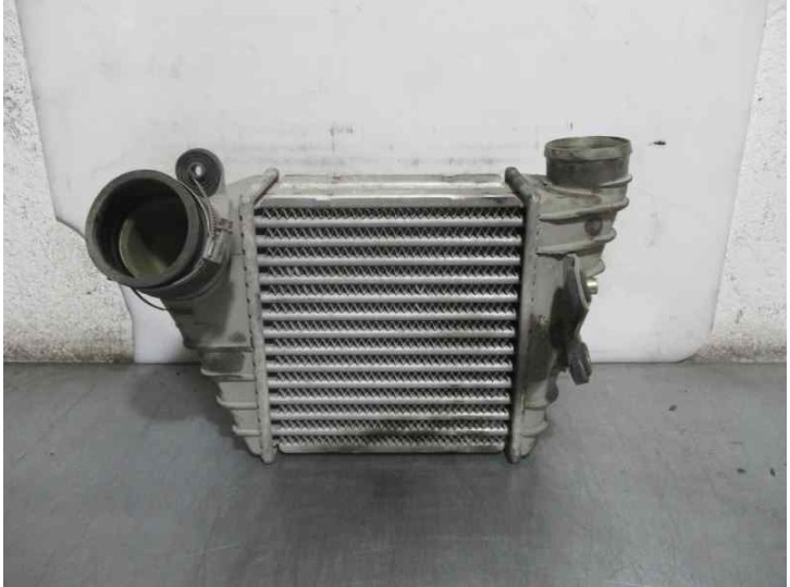 Recambio de intercooler para audi a3 (8l) 1.8 20v turbo referencia OEM IAM 1J0145805D 862319R VALEO