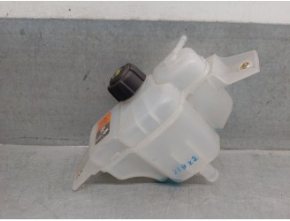 Recambio de deposito expansion para nissan qashqai ii (j11, j11_) 1.5 dci referencia OEM IAM 21720HV80A 21720HV80A 