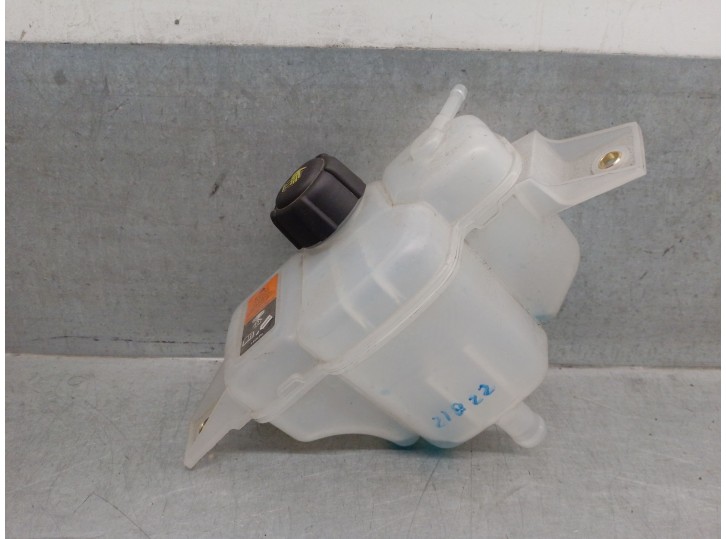 Recambio de deposito expansion para nissan qashqai ii (j11, j11_) 1.5 dci referencia OEM IAM 21720HV80A 21720HV80A 