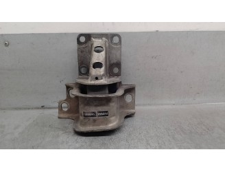 SOPORTE MOTOR IZQUIERDO 1346984080 