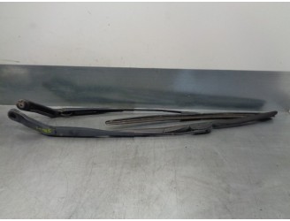 Recambio de brazo limpia delantero derecho para opel meriva a 1.6 16v referencia OEM IAM 13139725 13140019 