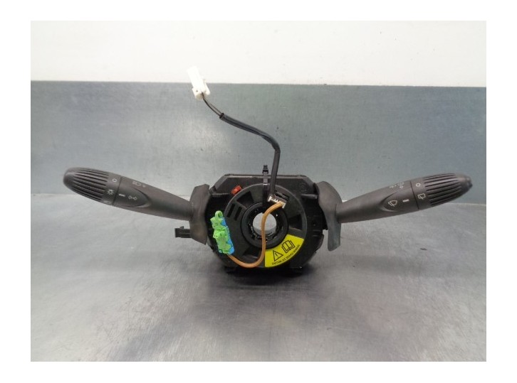 Recambio de mando luces para fiat punto berlina (188) 1.2 cat referencia OEM IAM 735400222 