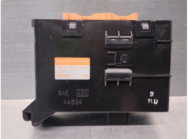 Recambio de modulo electronico para toyota avensis berlina (t 22) 2.0 16v cat referencia OEM IAM 8865005080  