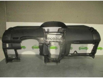 Recambio de salpicadero para toyota yaris (_p9_) 1.4 d-4d (nlp90_) referencia OEM IAM NEGRO 