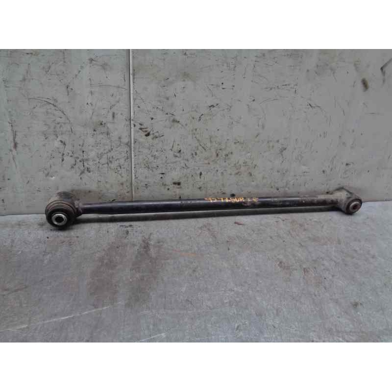 Recambio de brazo suspension superior trasero izquierdo para toyota rav 4 2.4 120kw referencia OEM IAM 2790638  