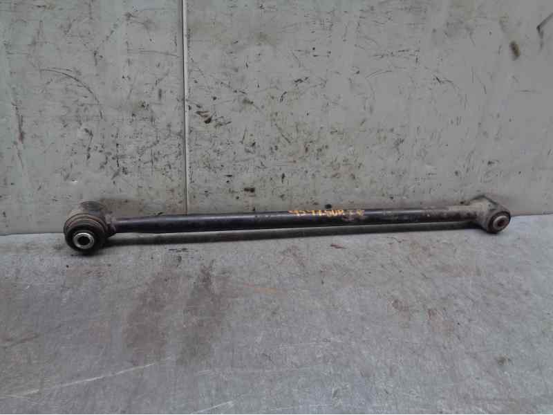 Recambio de brazo suspension superior trasero izquierdo para toyota rav 4 2.4 120kw referencia OEM IAM 2790638  