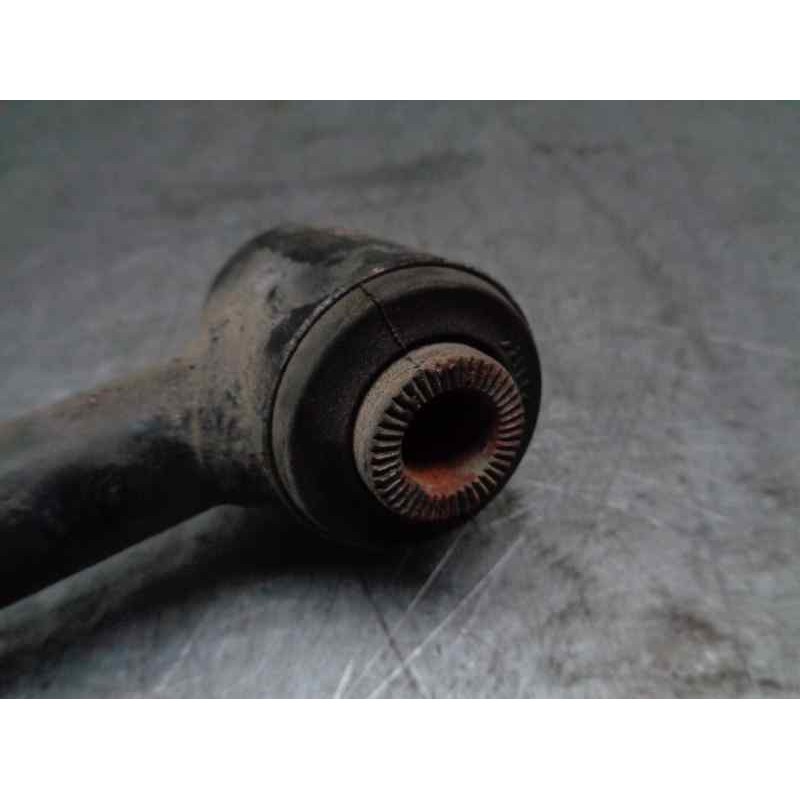 Recambio de brazo suspension superior trasero izquierdo para toyota rav 4 2.4 120kw referencia OEM IAM 2790638  