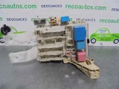 Recambio de caja reles / fusibles para toyota yaris (_p9_) 1.4 d-4d (nlp90_) referencia OEM IAM 827300D290 