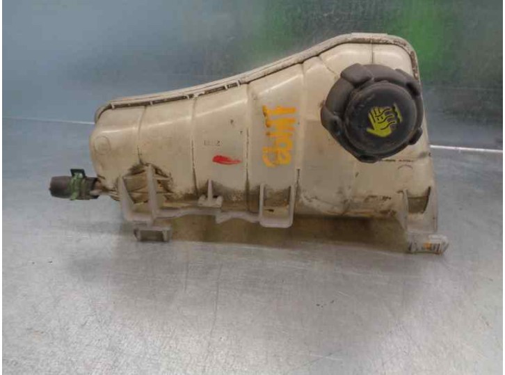 Recambio de deposito expansion para renault kangoo 1.5 dci diesel referencia OEM IAM 8200455786  