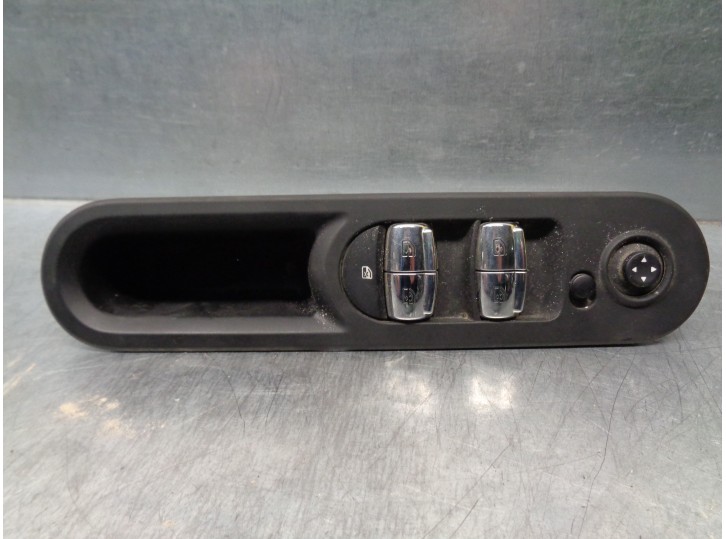 Recambio de mando elevalunas delantero izquierdo para mini f60 countryman 16v referencia OEM IAM 9354858 