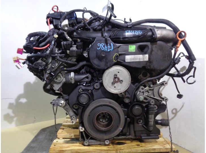 Recambio de motor completo para audi a4 berlina (8ec) 3.0 v6 24v tdi referencia OEM IAM BKN 002049 059100033D