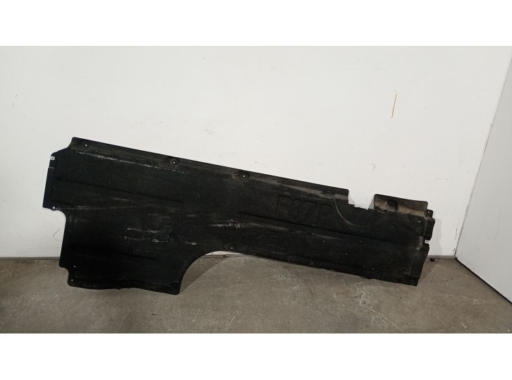 Recambio de cubrecarter para bmw 5 gran turismo (f07) 530 d referencia OEM IAM 51757193498 51757193498 