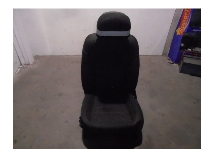 Replacement front left seat for Opel Insignia Sports Tourer Cosmo OEM IAM reference 165404 165404 5 DOORS