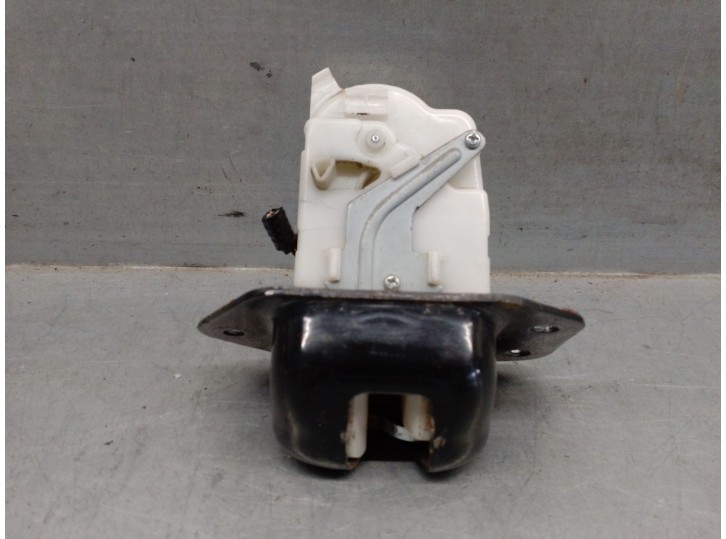 Recambio de cerradura maletero / porton para infiniti ex 30d referencia OEM IAM 905021BA0A 905021BA0A 