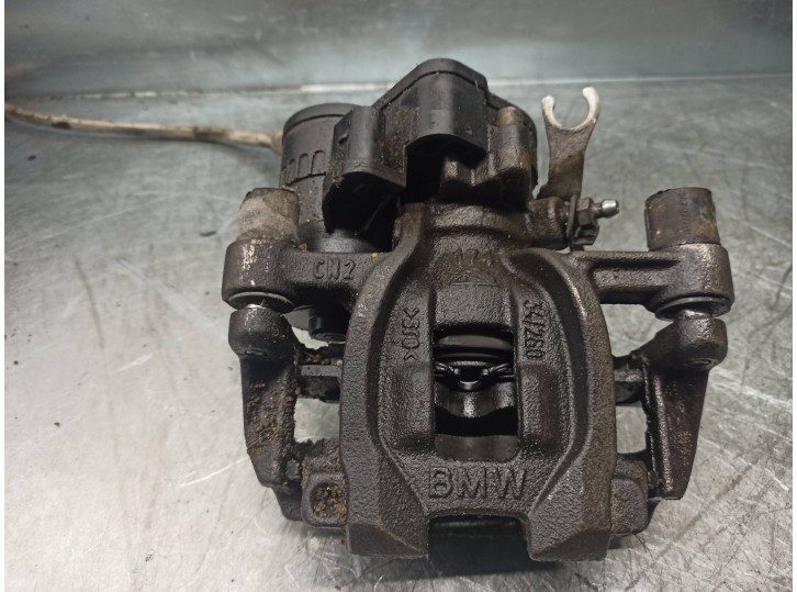 Recambio de pinza freno trasera derecha para mini f60 countryman 16v referencia OEM IAM 6798958  