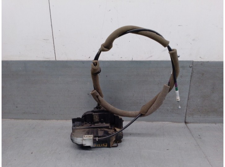 Recambio de cerradura puerta trasera izquierda para infiniti ex 30d referencia OEM IAM 825011BN0A 825011BN0A 