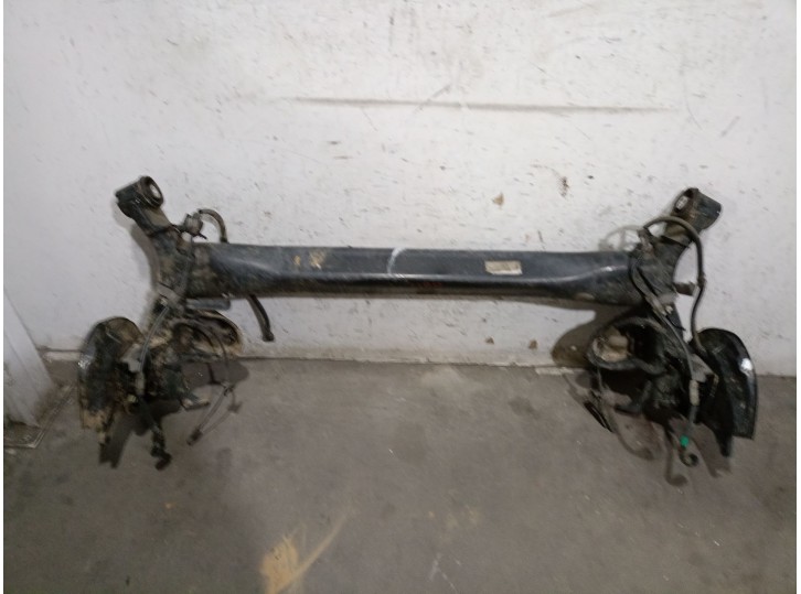 Recambio de puente trasero para nissan qashqai ii (j11, j11_) 1.5 dci referencia OEM IAM 555014EA0A 555014EA0A 