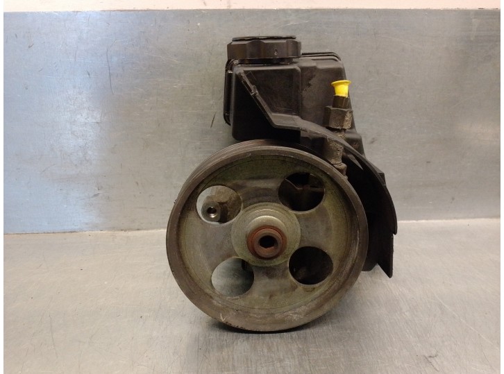 Recambio de bomba servodireccion para citroën xsara berlina 2.0 hdi cat (rhy / dw10td) referencia OEM IAM 9638339880 26082229QD 
