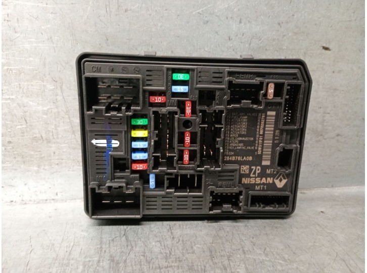 Recambio de caja reles / fusibles para nissan juke (f16_) dig-t 117 referencia OEM IAM 284B76LA0B 5SW511F01