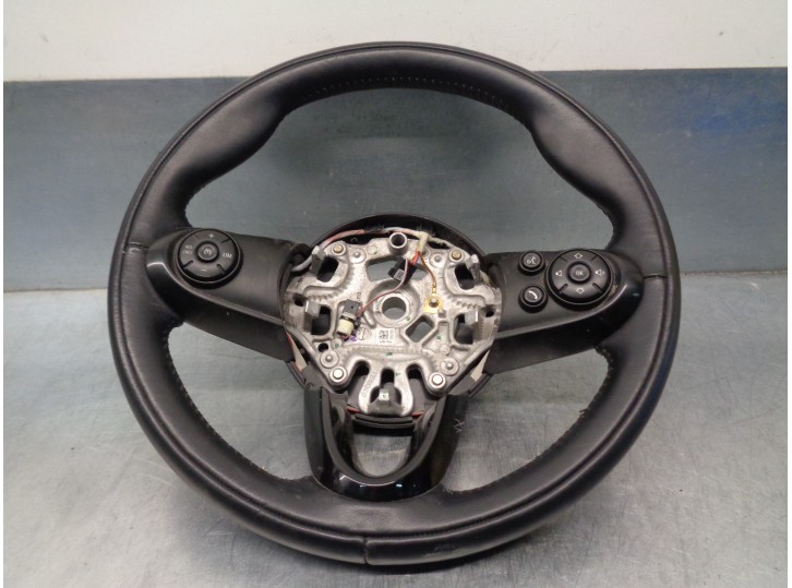 Recambio de volante para mini f60 countryman 16v referencia OEM IAM 6234216  