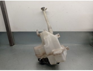 Recambio de deposito limpia para infiniti ex 30d referencia OEM IAM 289101BY0A  