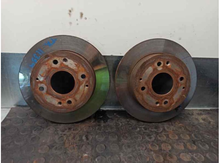 Recambio de disco freno trasero para mg serie 600 (rh) 618 i referencia OEM IAM 