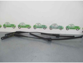 Recambio de brazo limpia delantero izquierdo para ford focus lim. (cb4) 1.6 16v cat referencia OEM IAM 4M517526AC 4M517526CC 