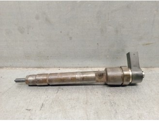 Replacement injector for Mercedes-Benz E-Class (W211) E 270 CDI (211.016) OEM IAM reference A6480700187 0445110156 BOSCH