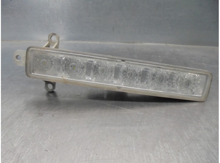 Recambio de piloto delantero izquierdo para toyota aygo (kgb/wnb) 1.0 cat referencia OEM IAM 9677409380 89208641 VALEO