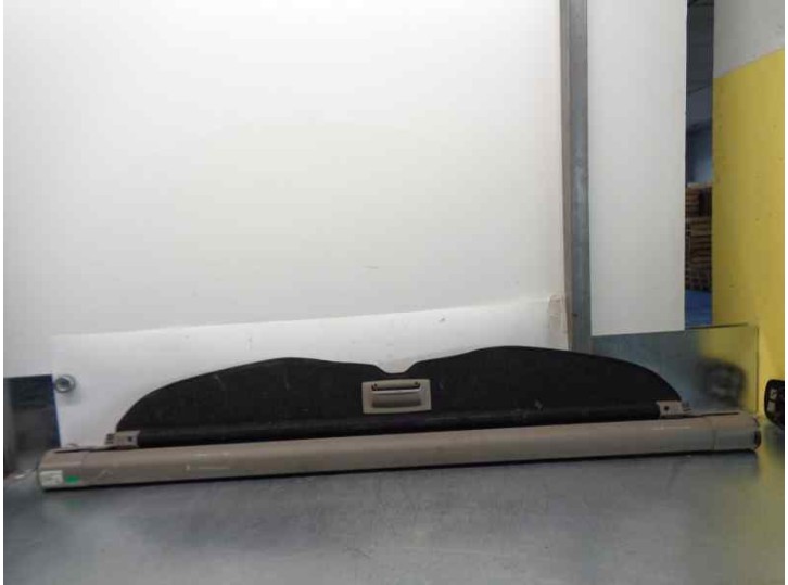 Recambio de bandeja trasera para renault scenic ii grand confort authentique referencia OEM IAM 8200278677  