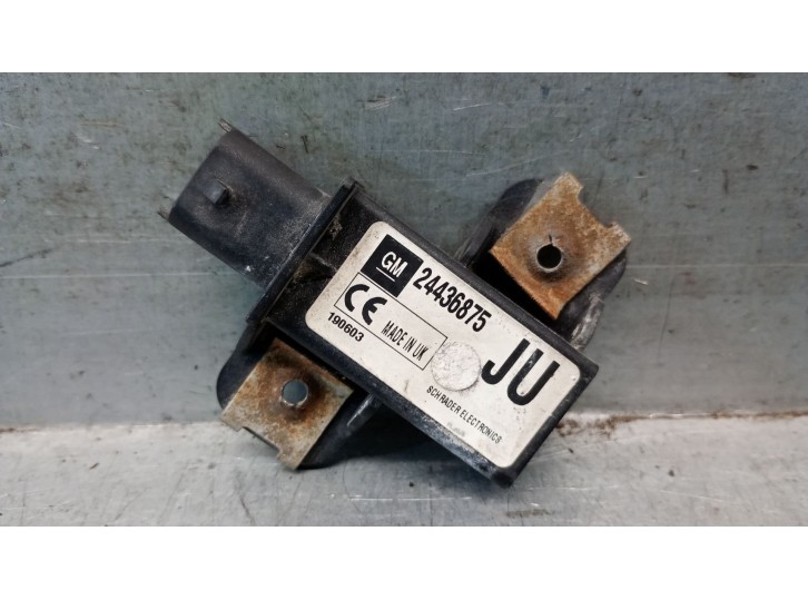 Replacement pressure sensor for Opel Vectra C (Z02) 2.2 16V (F69) OEM IAM reference 24436875 