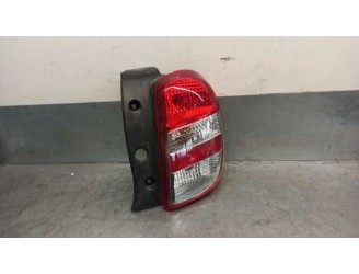 PILOTO TRASERO DERECHO 265501HA0B 5 PUERTAS