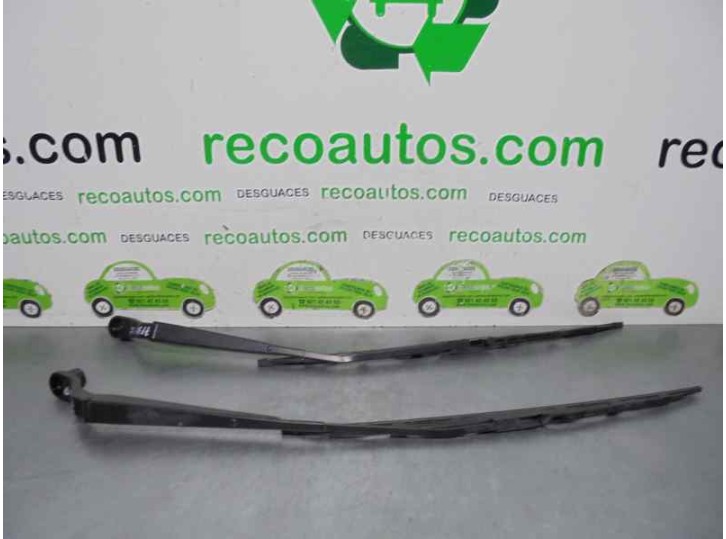 Recambio de brazo limpia delantero derecho para jeep compass 2.2 crd cat referencia OEM IAM   