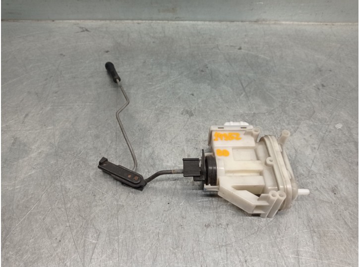 Recambio de motor cierre centralizado delantero derecho para volkswagen passat berlina (312) 2.0 referencia OEM IAM 357862153 4 