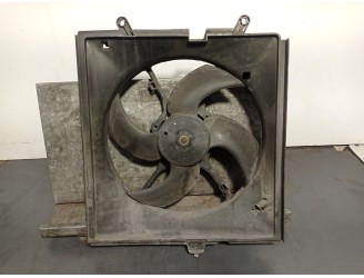 Recambio de electroventilador para mitsubishi carisma (da_) 1.8 gdi (da2a) referencia OEM IAM MP4520 MR340870 